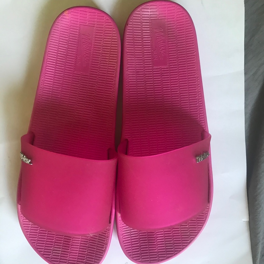 Melissa pink slides barely worn size 10